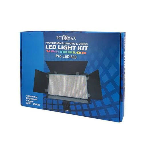 KIT D'ÉCLAIRAGE LED PRO LED 600 VARICOULEUR +2 batteries + Trépied - Large